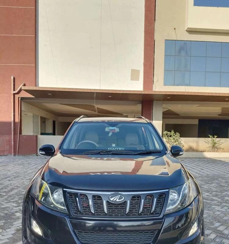 Mahindra XUV500 W6 AT, 2017, Diesel