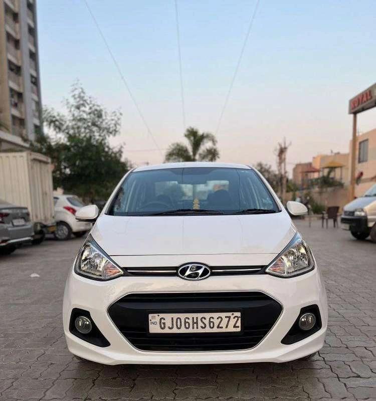 Hyundai Xcent, 2015, Petrol