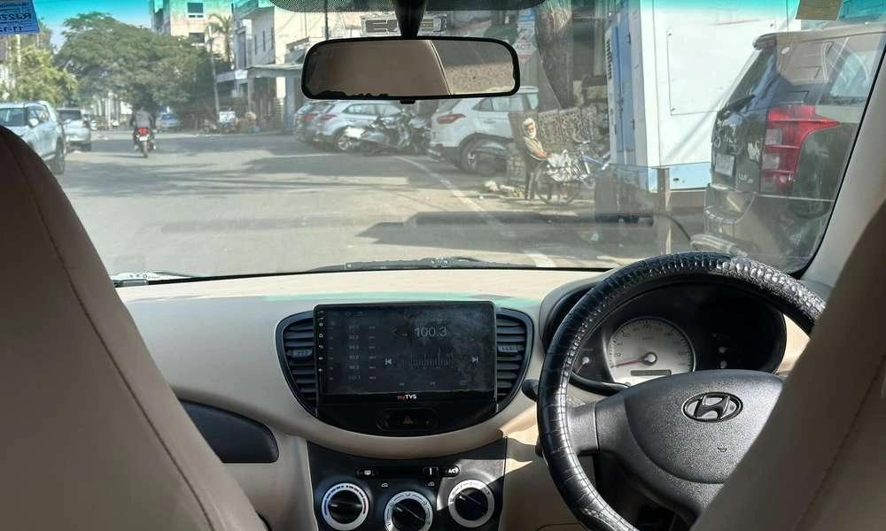 Hyundai i10 Sportz 1.1L, 2015, Petrol
