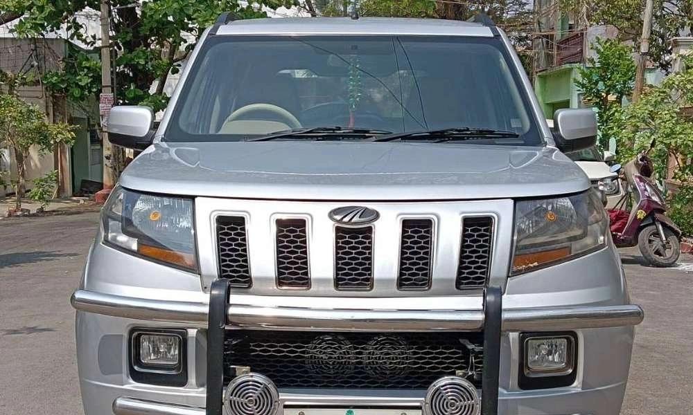 Mahindra TUV 300 T10, 2019, Diesel