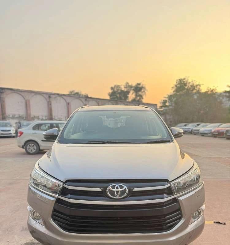 Toyota Innova Crysta 2.8 GX AT, 2017, Diesel