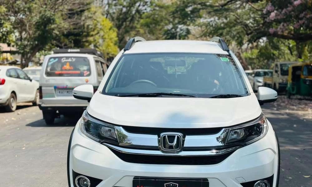 Honda BR-V 1.5 V i-VTEC MT, 2016, Petrol