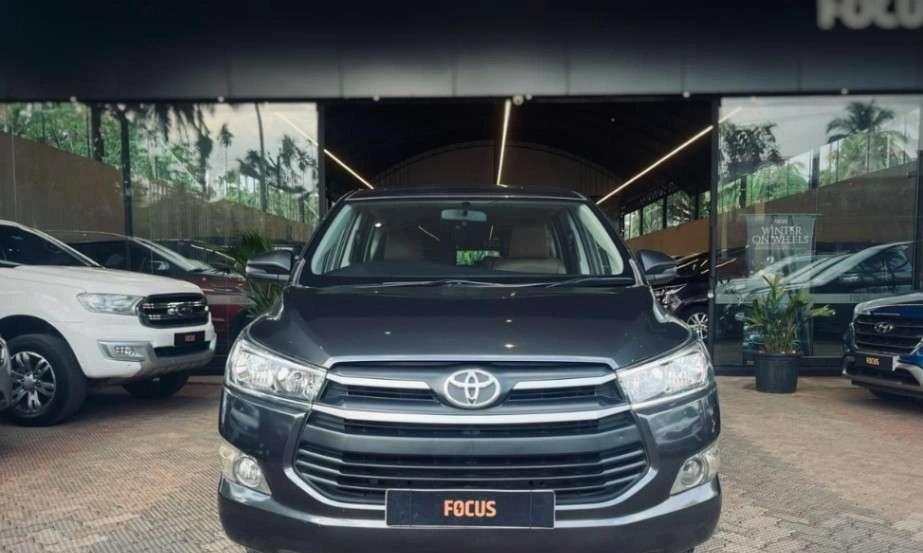 Toyota Innova Crysta 2.8 GX AT, 2016, Diesel