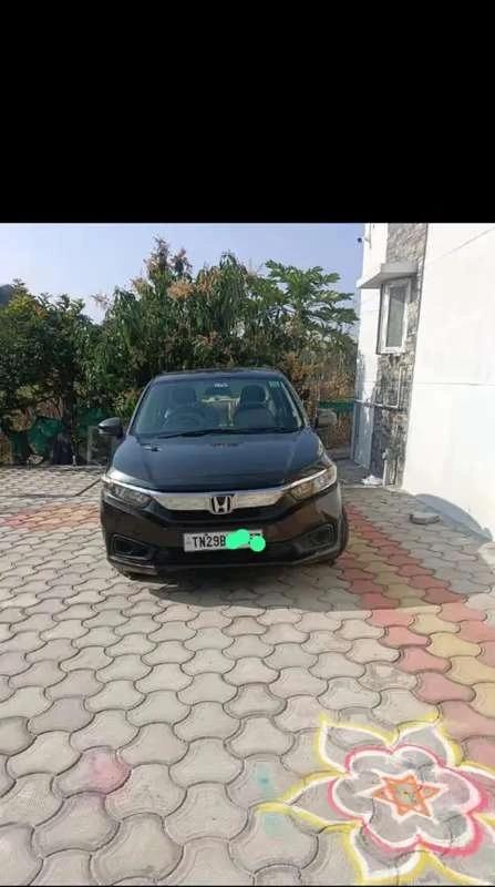 Honda Amaze petrol 2020 October single owner