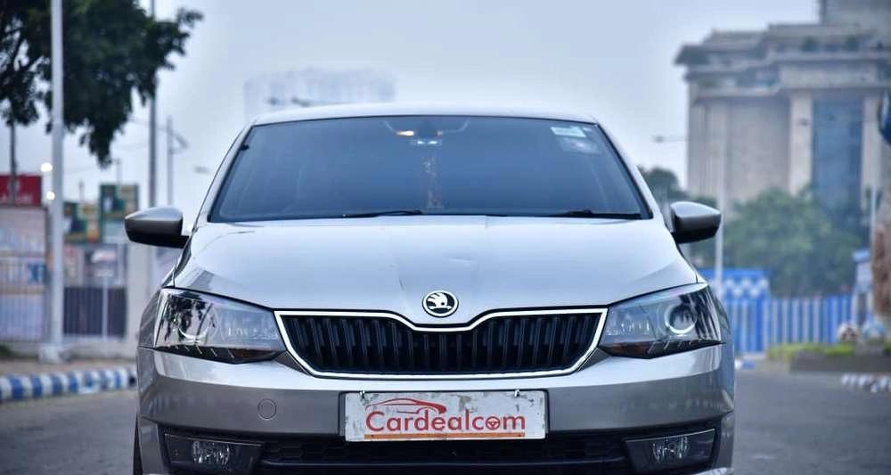 Skoda Rapid 1.6 Elegance Plus MPI AT, 2017, Petrol