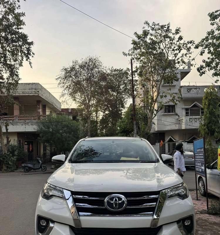 Toyota Fortuner, 2019, Diesel