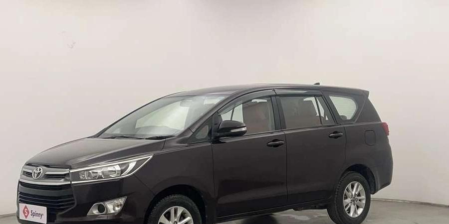 Toyota Innova Crysta 2.8 GX AT 8S, 2016, Diesel