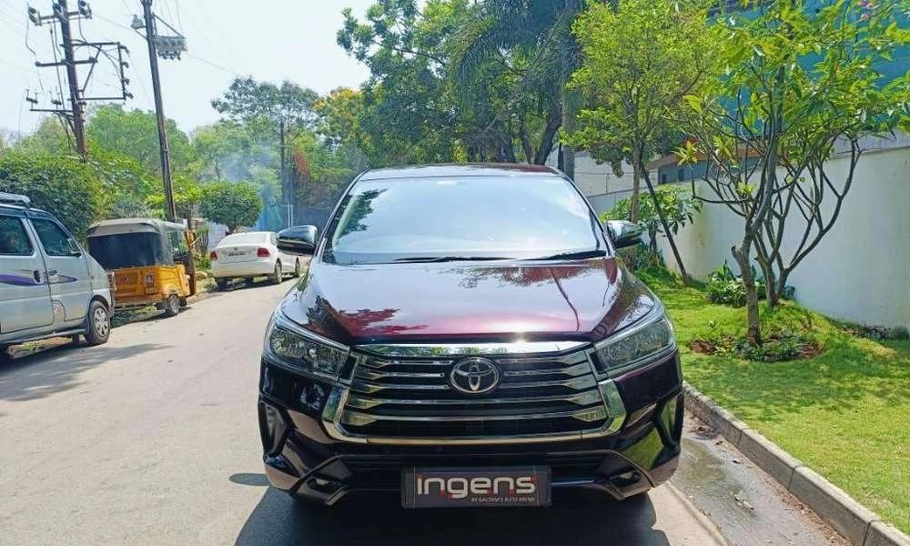 Toyota Innova Crysta [2016-2020] 2.4 GX AT 7 STR, 2022, Diesel