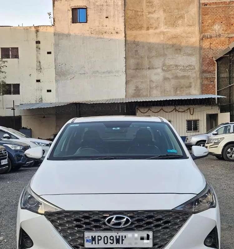 Hyundai Verna SX 1.5 CRDI Sunroof 2021 Diesel Well Maintained