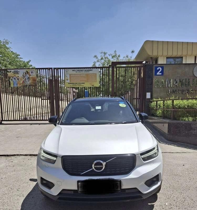Volvo XC40 T4 R-Design, 2020, Petrol