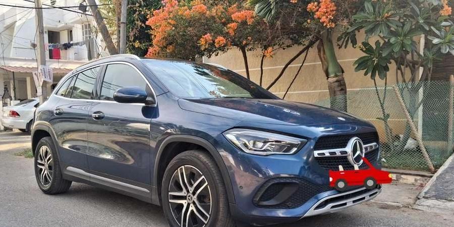 Mercedes-Benz GLA 220d, 2022, Diesel