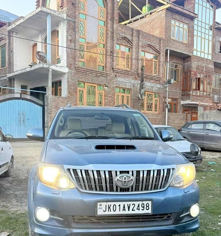 Fortuner 2012 4*4 Diesel Manual