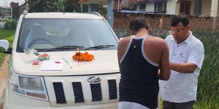 Mahindra TUV 300 2016