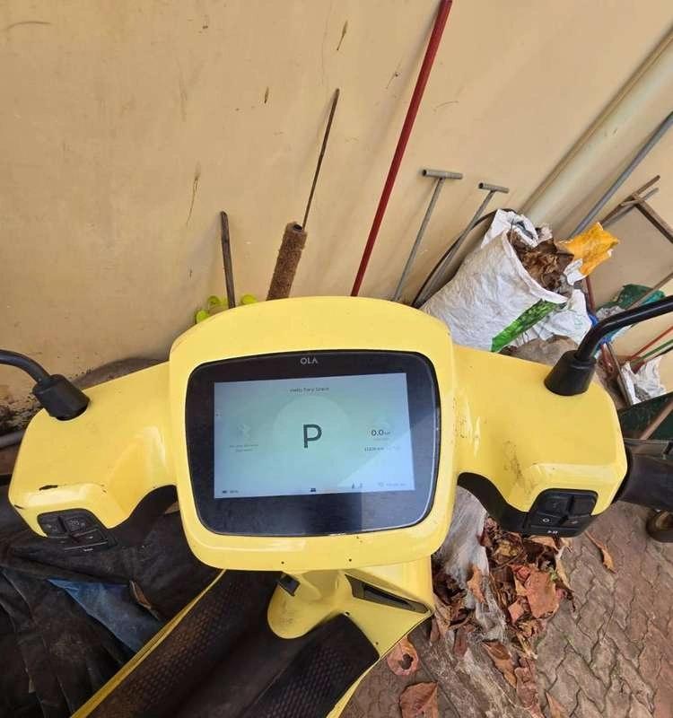 OLA S1 Pro.electric scooter Low driven . 11000 kms only