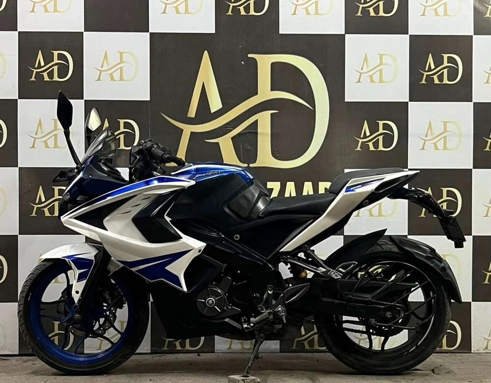 BAJAJ PULSAR RS 200 ABS BS4 MODEL 1st OWNER MINT CONDITION
