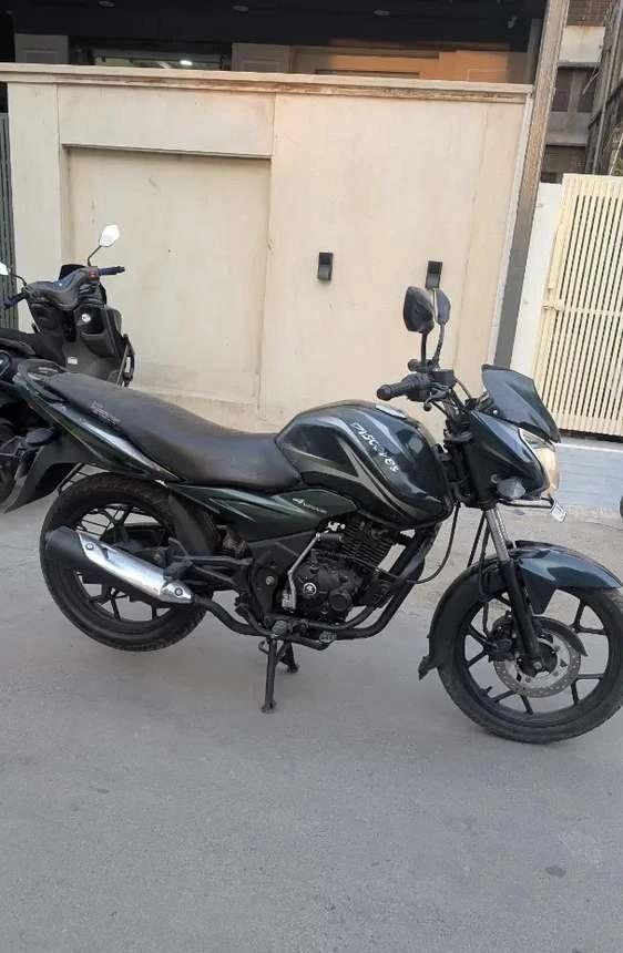 Bajaj Discover