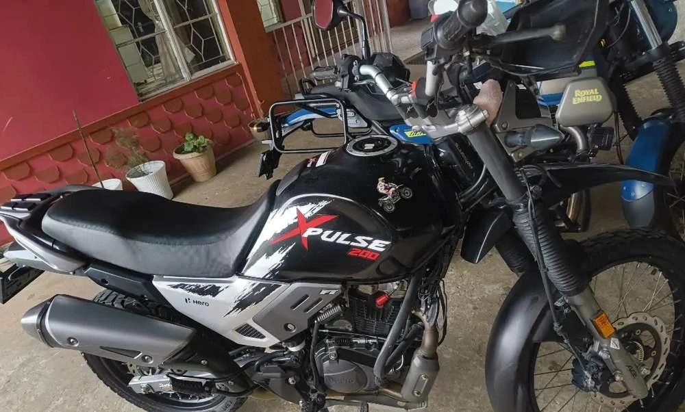 X Pulse 200 2V