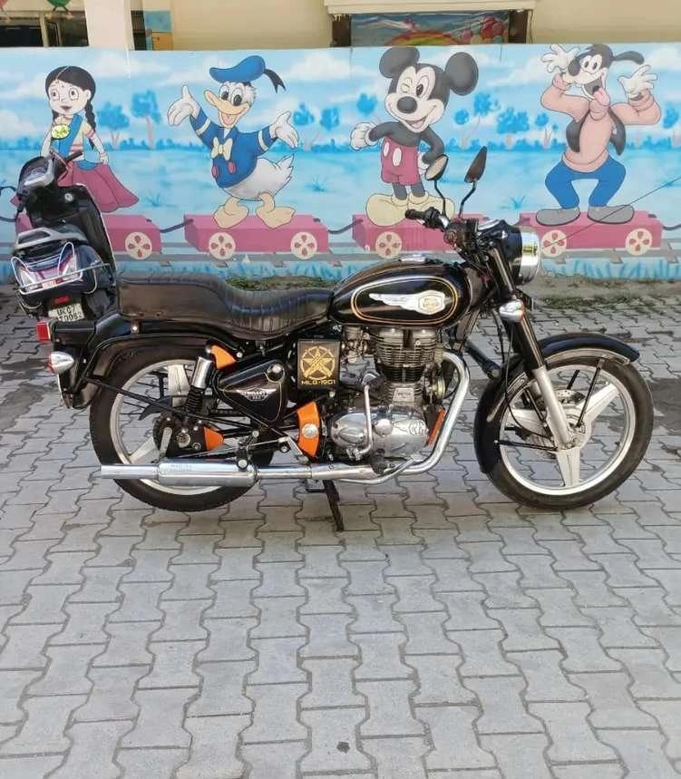 Royal Enfield Standard 350cc First Owner Carburetor Model For Sale