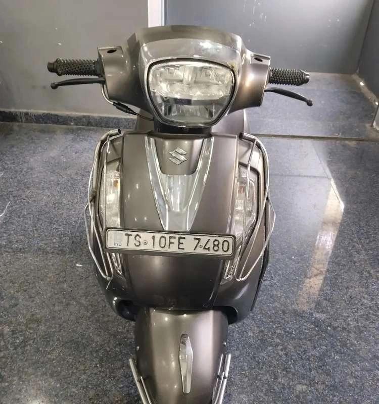 SUZUKI ACCESS 125 2023 BROWN COLOUR IN GOOD CONDITION