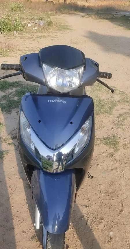 Activa 125 jo stamp paper par lene ke liye interested ho wahi mess..