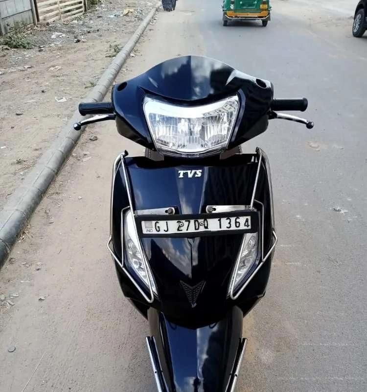 .First owner ,che insurance running che and 2021 model che