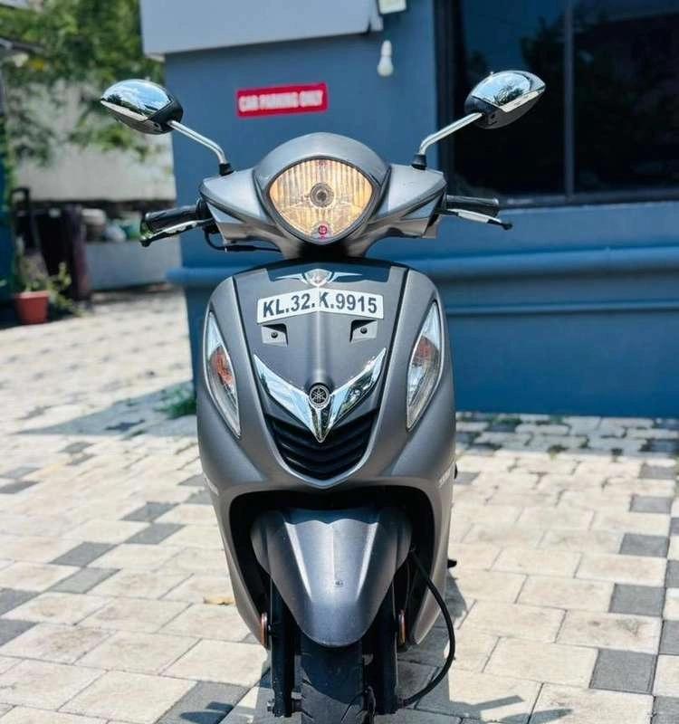 YAMAHA FASCINO 2017 MODEL