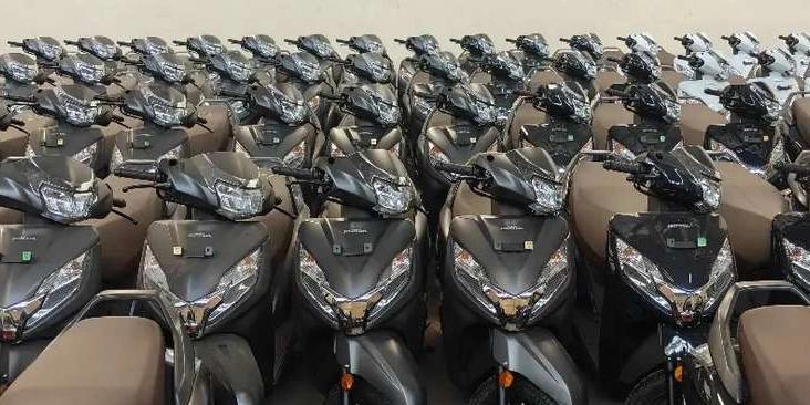 ACTIVA125 DOWN PAYMENT JUST 12000 BEST OFFER: