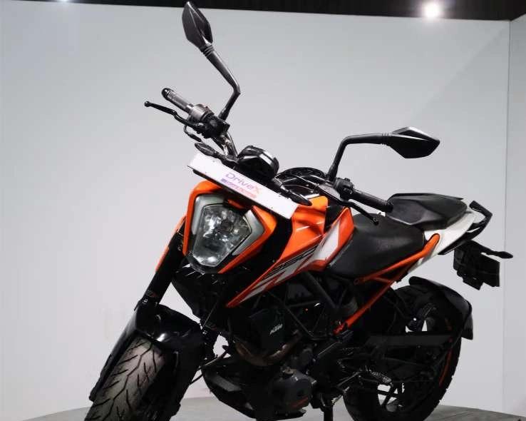 KTM DUKE 2018 250 CC BS4 — 2018 Model well maintained