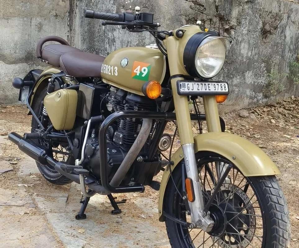 Motorcycle Bullet Classic 350 Abs bs4 bike