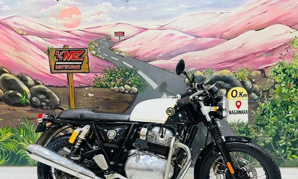 ROYAL ENFIELD GT650CC DUAL DISC DUAL ABS WHITE BLACK COLOUR MODEL 2023