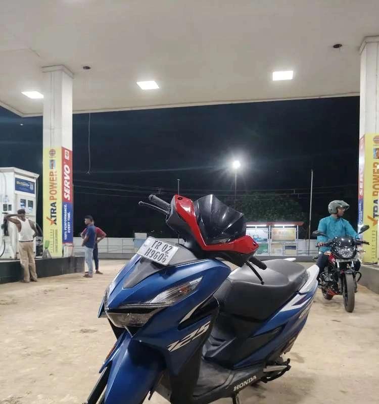 Honda 125 scooty