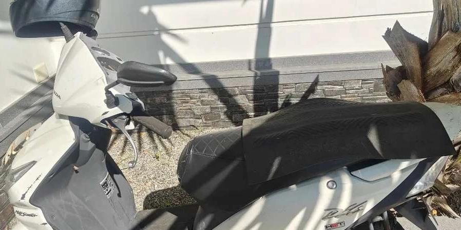 Honda Dio Scooter – Well Maintained, Ready to Ride