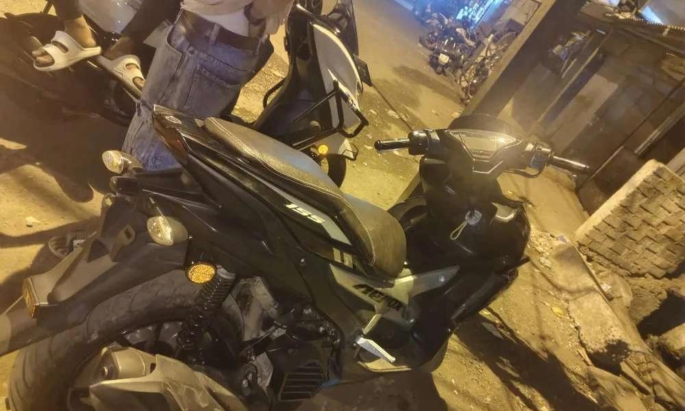 40.000 finance baki hai good condition koi kaam nhi hai