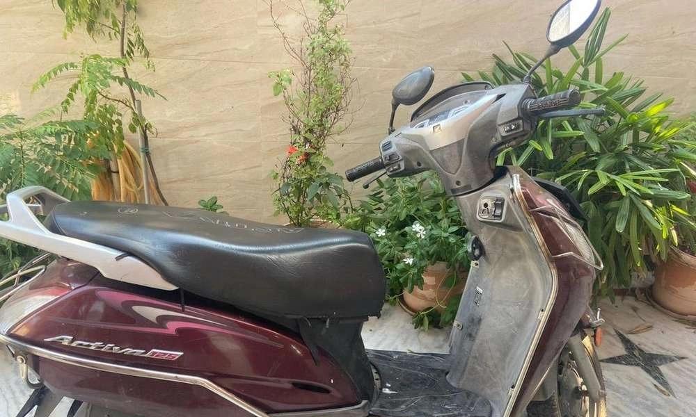 Used Honda Petrol Scooter