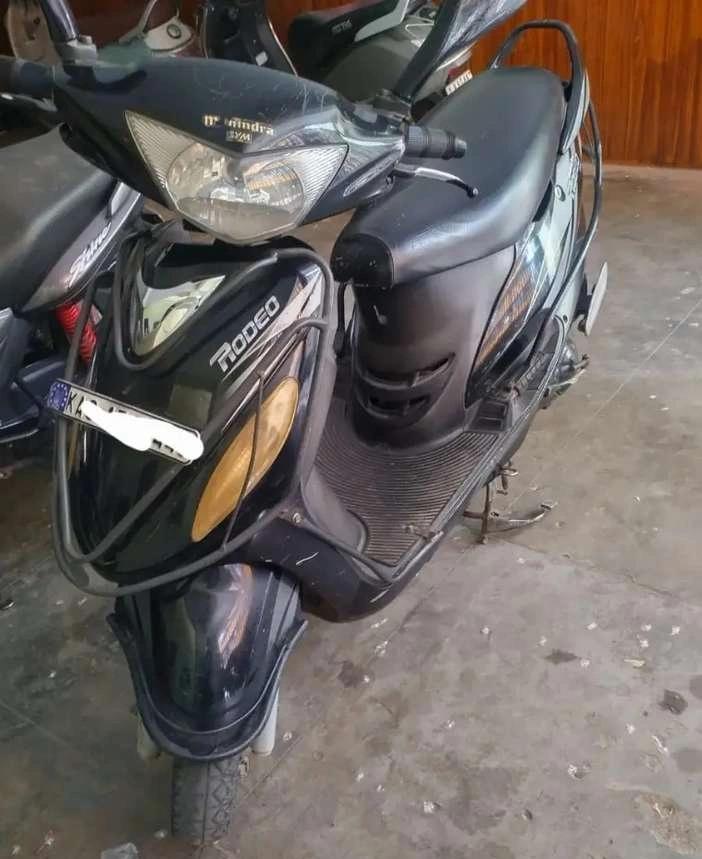 Well maintained, Mahindra Rodeo Scooter