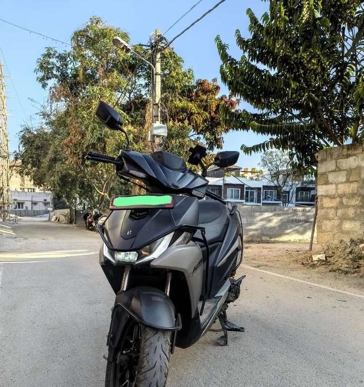 Selling my newly brought scoter urgently