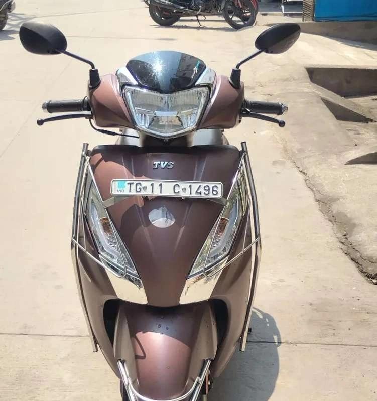 Jupiter 125 bs6 vehicle c bronze colour good condition low reading