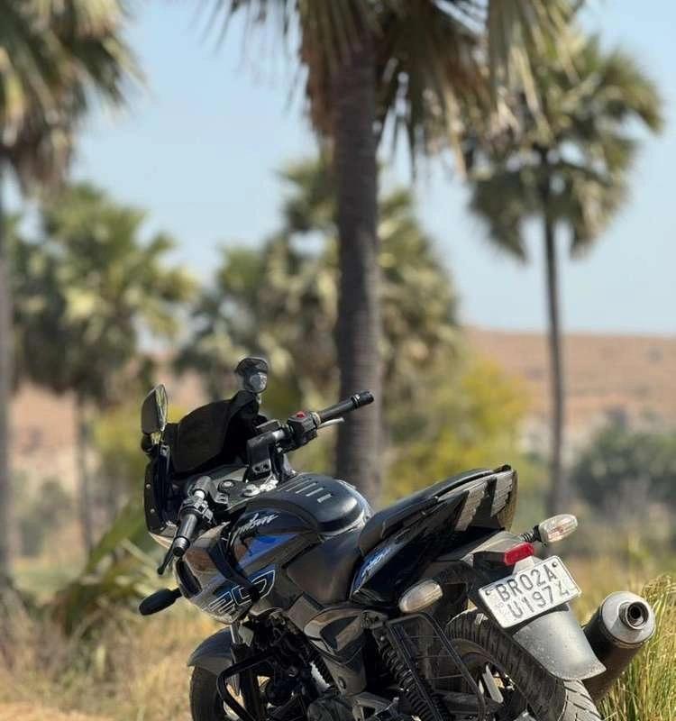 No any damage in bike no any scaraches both tyres are new