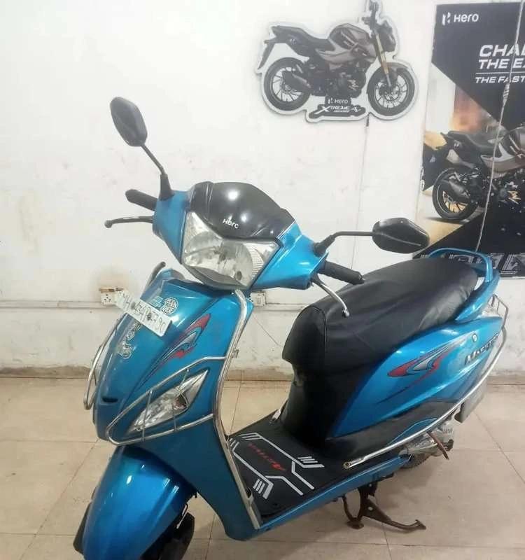 30000kmrunned maestro good condition average bike no work in engine