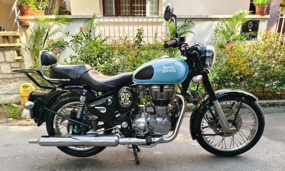 Classic 350 sky blue 1st owner mint condition