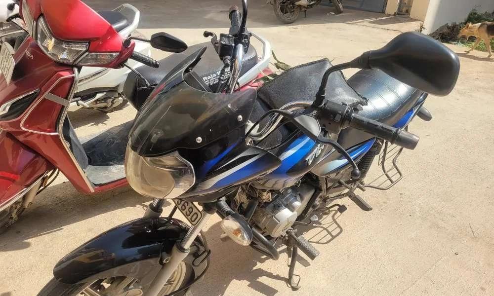 Bajaj discovery sele