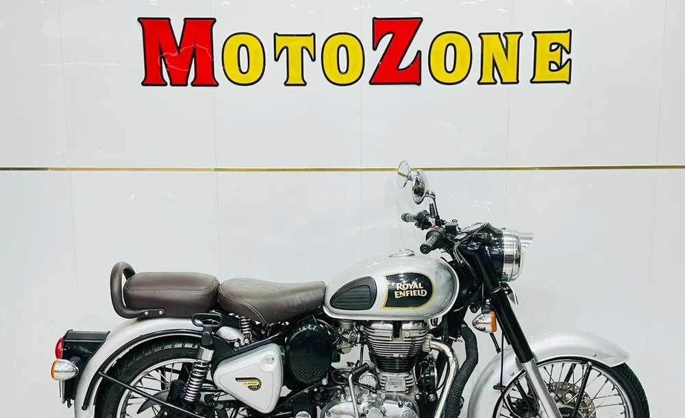 ROYAL ENFIELD CLASSIC-350 WITH DISC BRAKE 2017 MODEL FOR SALE