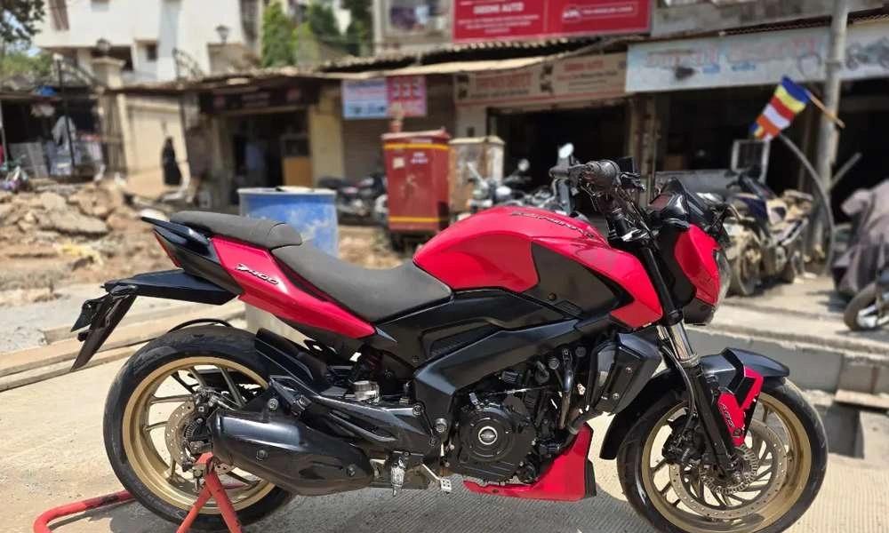 BAJAJ DOMINAR 400 ABS SELLING.