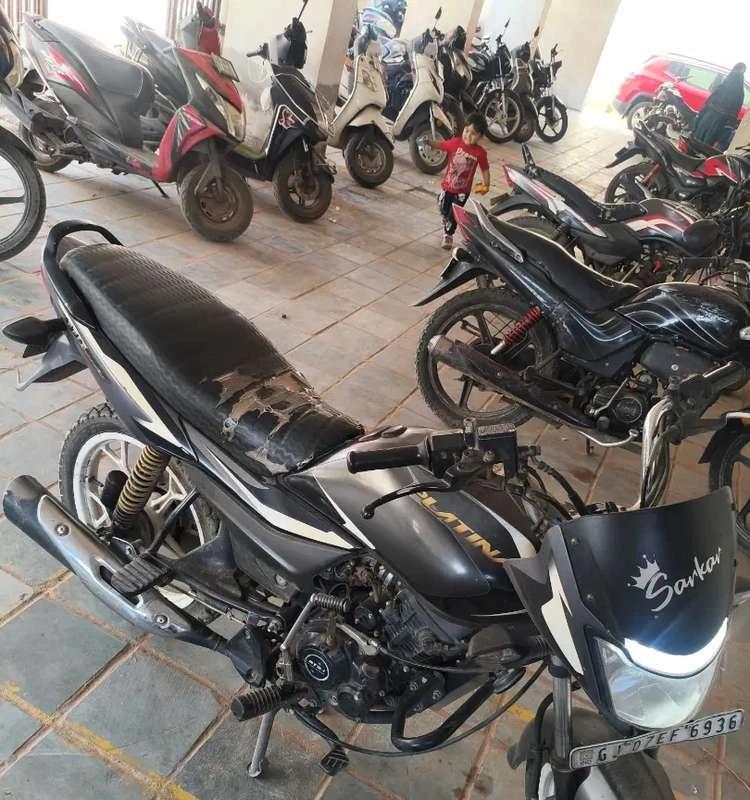 Bajaj platina 110 top model top condition
