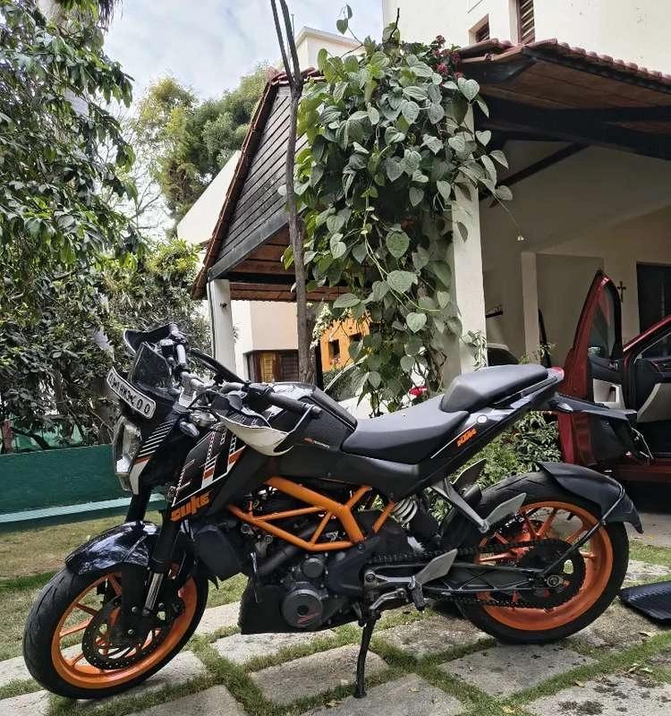 2016 Duke 390 single owner