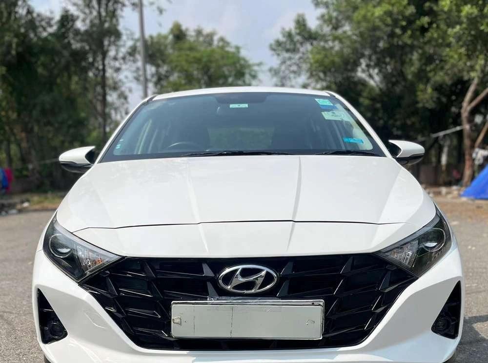Hyundai i20 Asta (O) 1.2 IVT, 2022, Petrol
