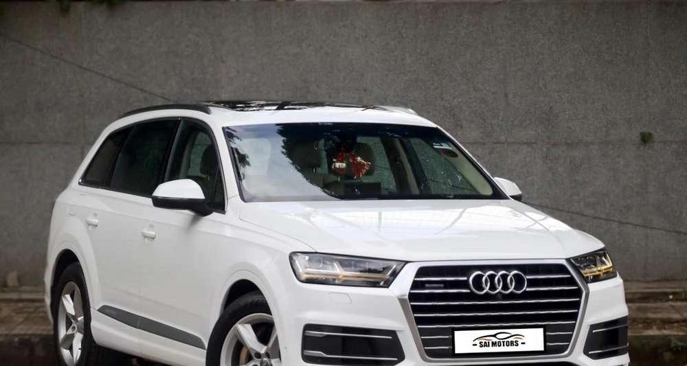 Audi Q7 3.0 TFSI Quattro, 2018, Petrol