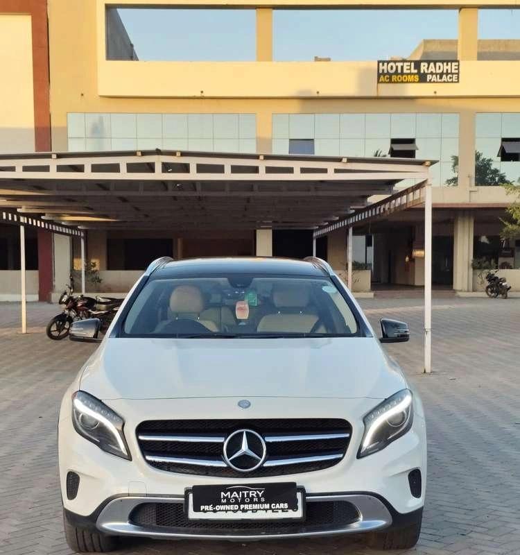 Mercedes-Benz GLA 200 D, 2015, Diesel