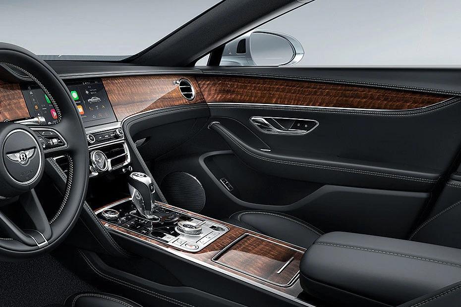 Bentley Flying Spur dashboard view highlighting layout, materials, and clarity