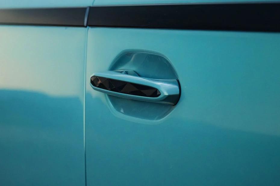 Car image Car image